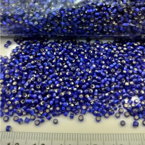 Sachet 500 gr. Rocailles verre ~2mm x Bleu royal Silver line
