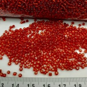 Sachet 500 gr. Rocailles verre ~2mm Rouge clinquant argent