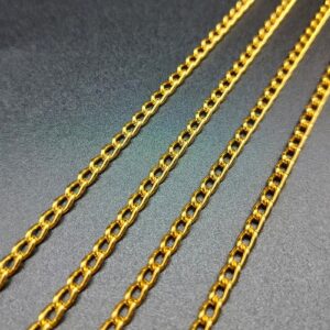 3 mètres chaine maille ‘Torsion’ laiton doré