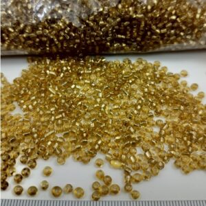 Sachet 500 gr. Rocailles verre ~3mm  Or Silver line