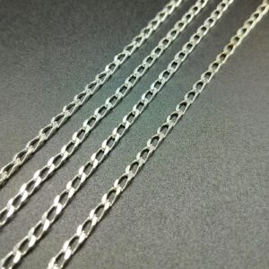 . 2 mètres chaine maille 'Torsion plate' laiton argent
